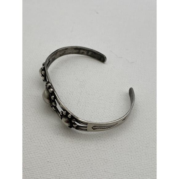 VINTAGE FRED HARVEY NATIVE AMERICAN STERLING SILVER CUFF BRACELET - Picture 11 of 11